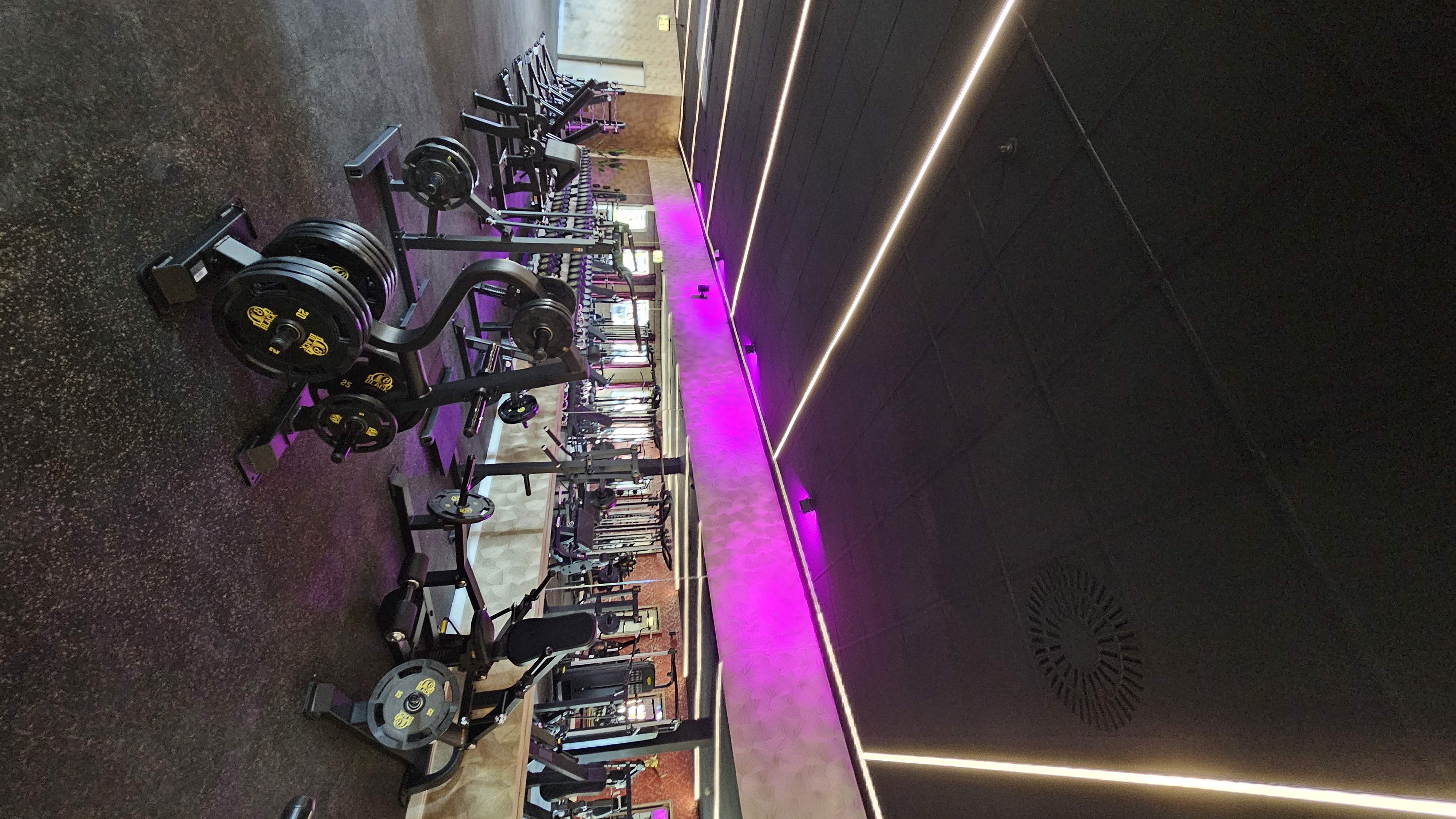 8Black Fitness Ravensburg